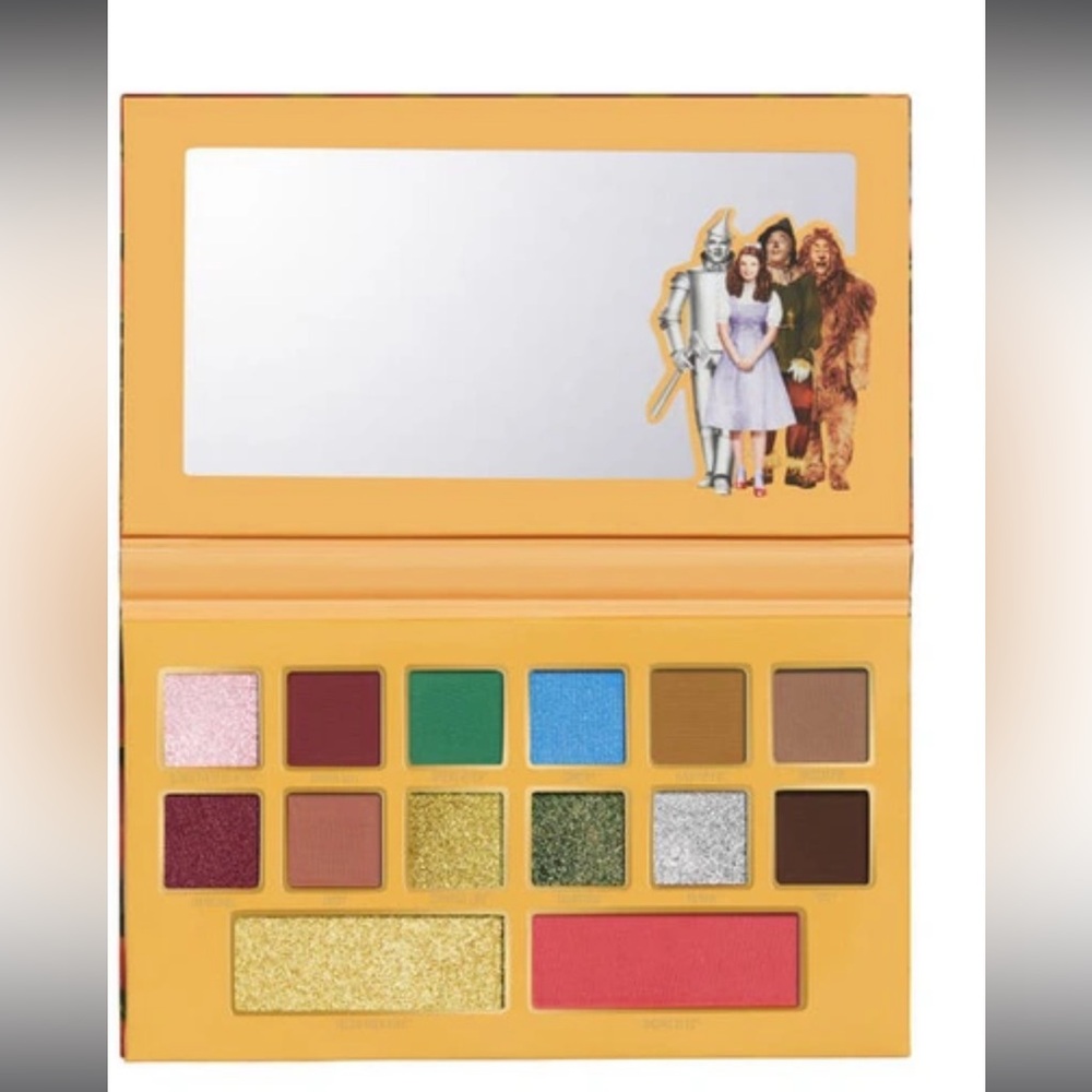 Kylie Cosmetics Wizard Of Oz Eye & Face Pressed Powder Pallete